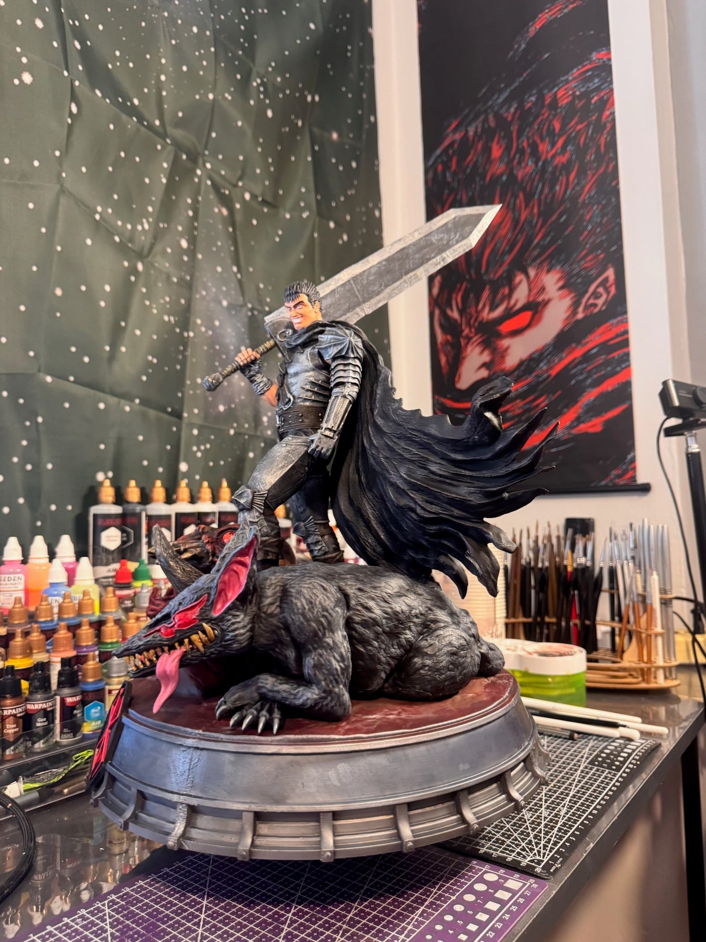 Guts – Berserk 55 cm Diorama | Hand-Painted Collector’s Statue | 3DPrintica Exclusive