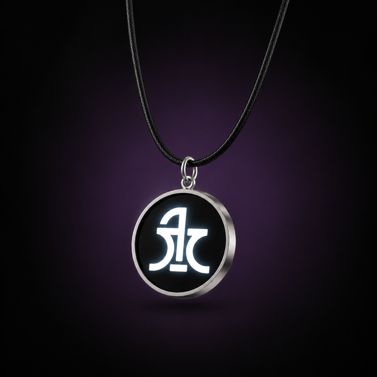 LOGOS TIMIS — Metal Pendant Necklace